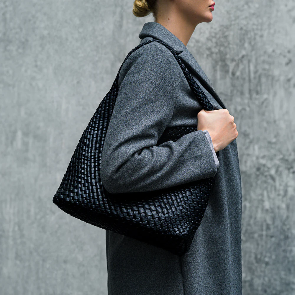 SHOULDER BAGS
