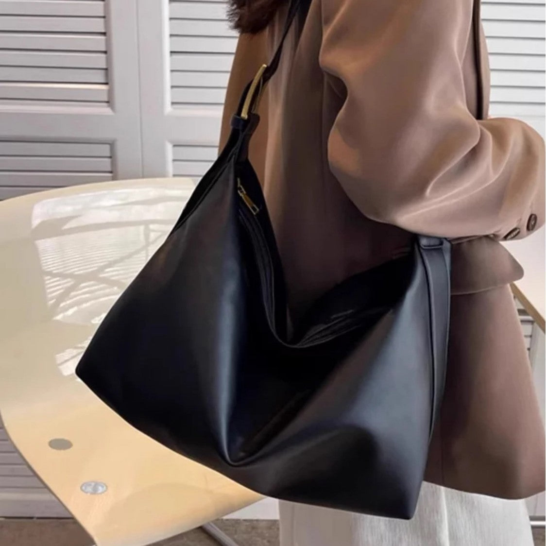 Selene Shoulder Bag